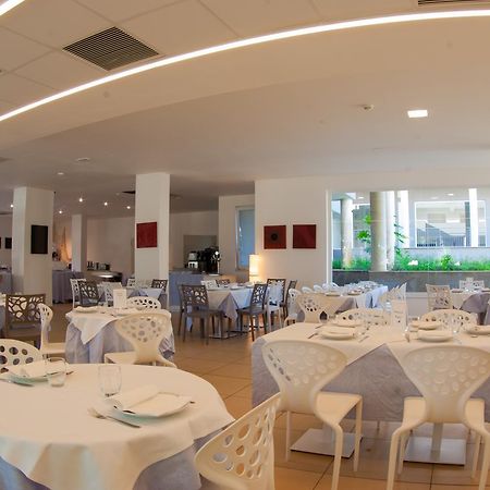Futura Club Spiagge Bianche Hotel Fontane Bianche Eksteriør billede